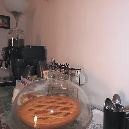 Isola Bed and Breakfast 3*
