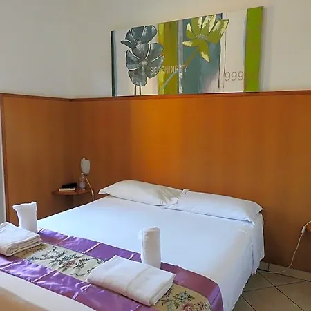 Bed and Breakfast Isola Φιουμιτσίνο